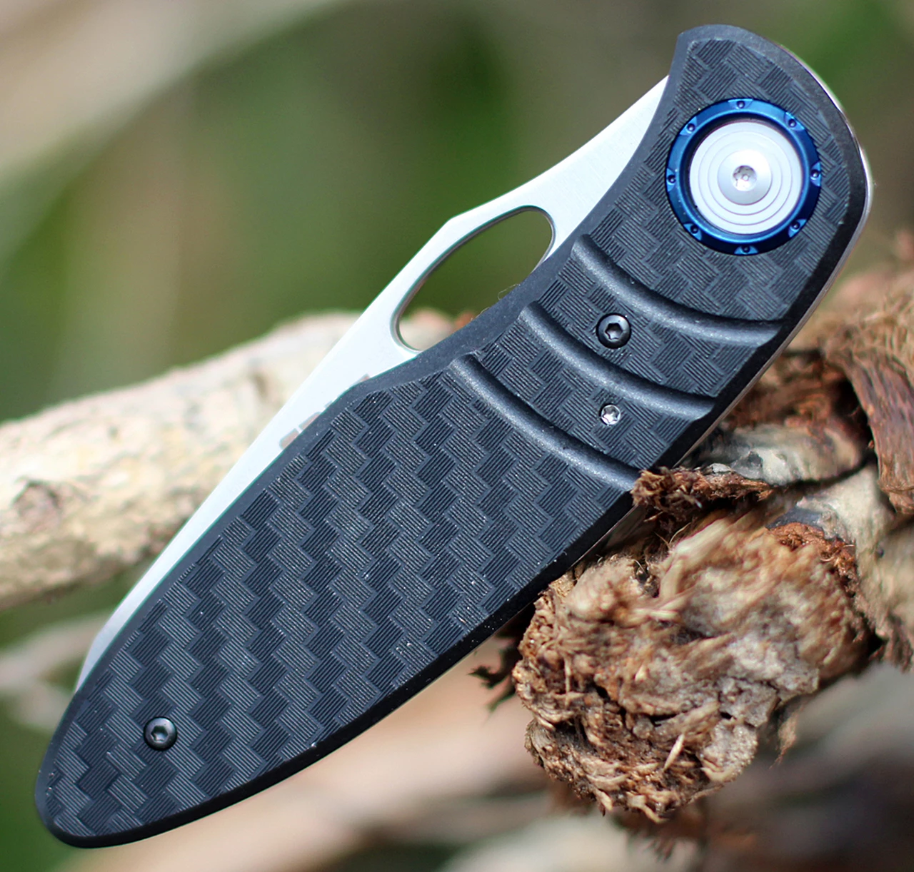 CRKT 5375 Trask, 3.33" D2 Satin Plain Blade, Black GRN Handle 3 CRKT 5375 Trask, 3.33" D2 Satin Plain Blade, Black GRN Handle - Image 3